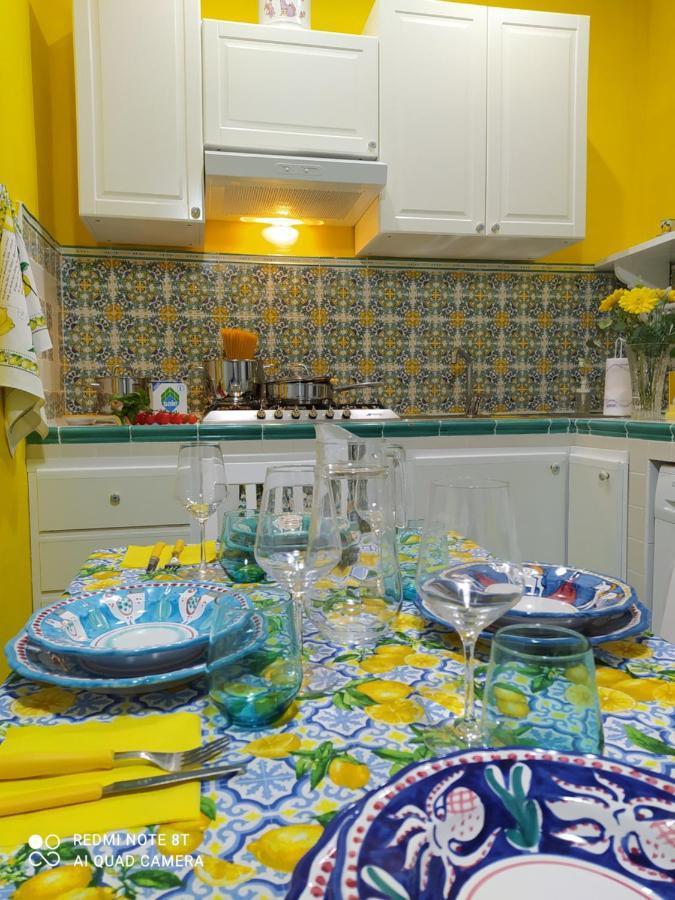 La Casa Di Mau Castellammare di Stabia Exterior foto